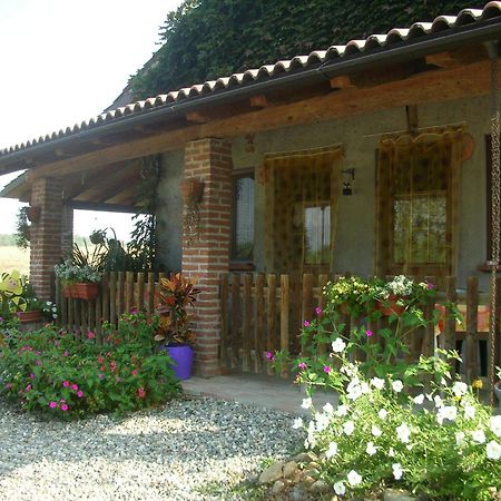 فيلا Cascina Beneficio Castelnuovo Bormida المظهر الخارجي الصورة